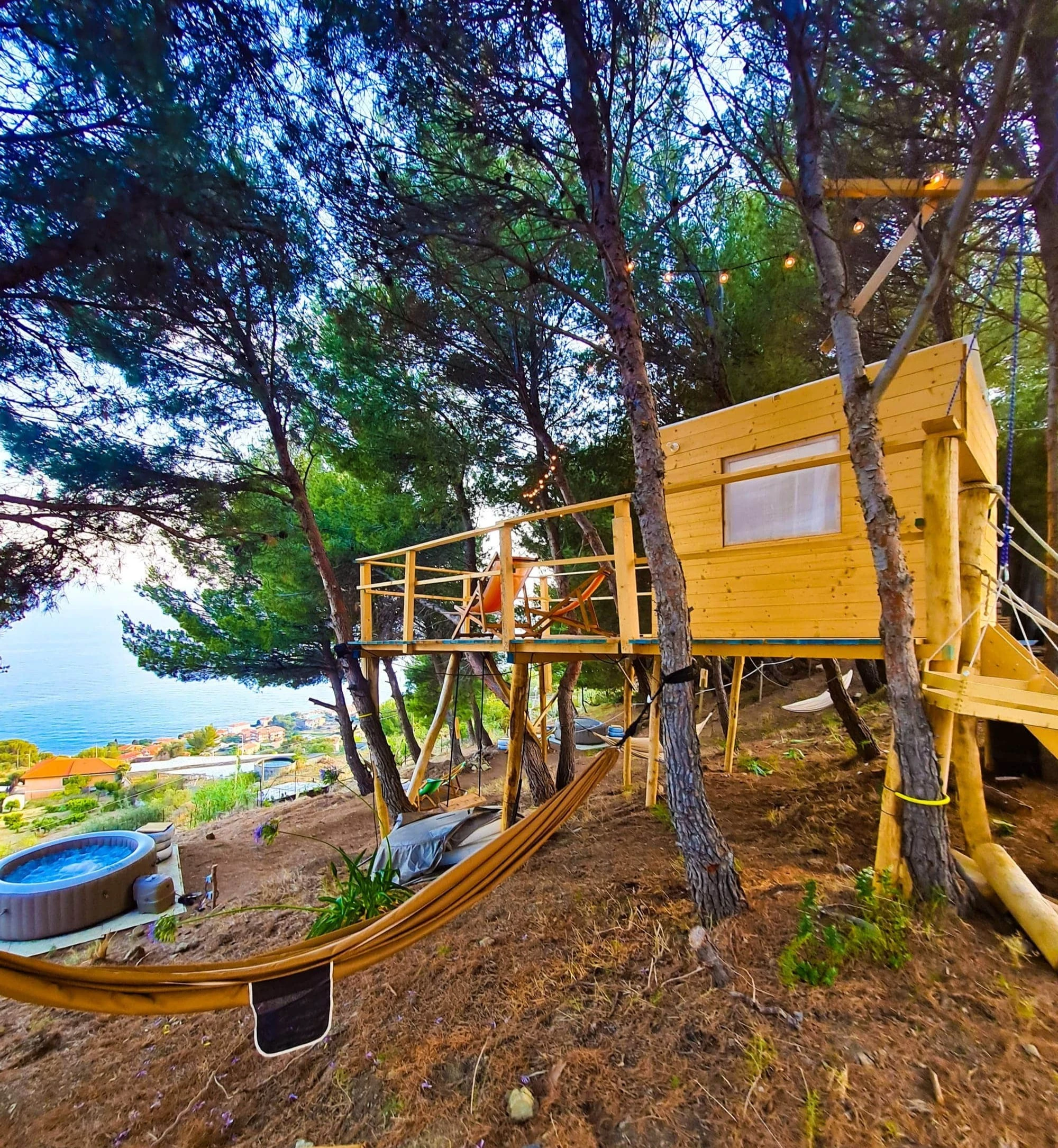 Casa sull'Albero a San Lorenzo al Mare in Liguria