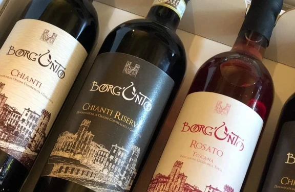 Degustazione di vini nel centro di Arezzo