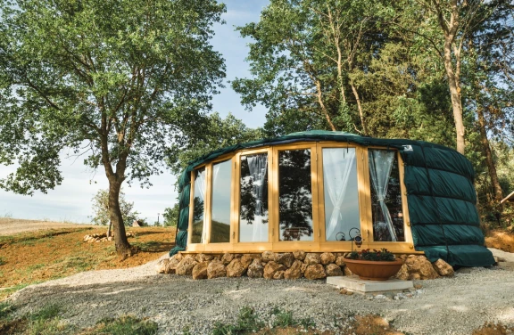 Dormire in una Yurta Panoramica nella Maremma Toscana