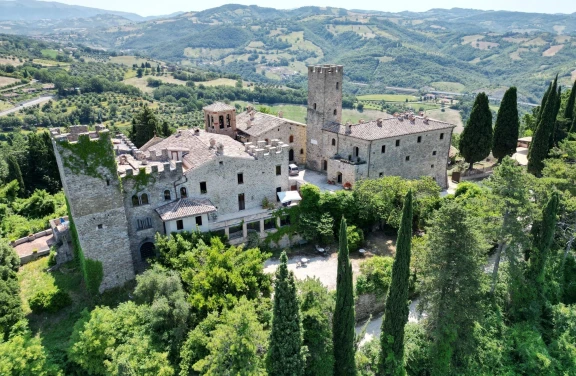 Esperienza Romantica di coppia in Castello Medievale in Umbria