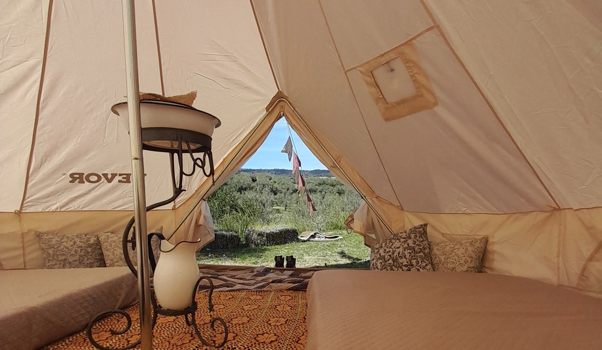 Tenda Glamping vicino Cagliari in Sardegna