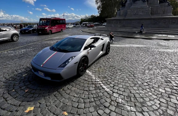 Test Drive in Lamborghini a Roma e Dintorni