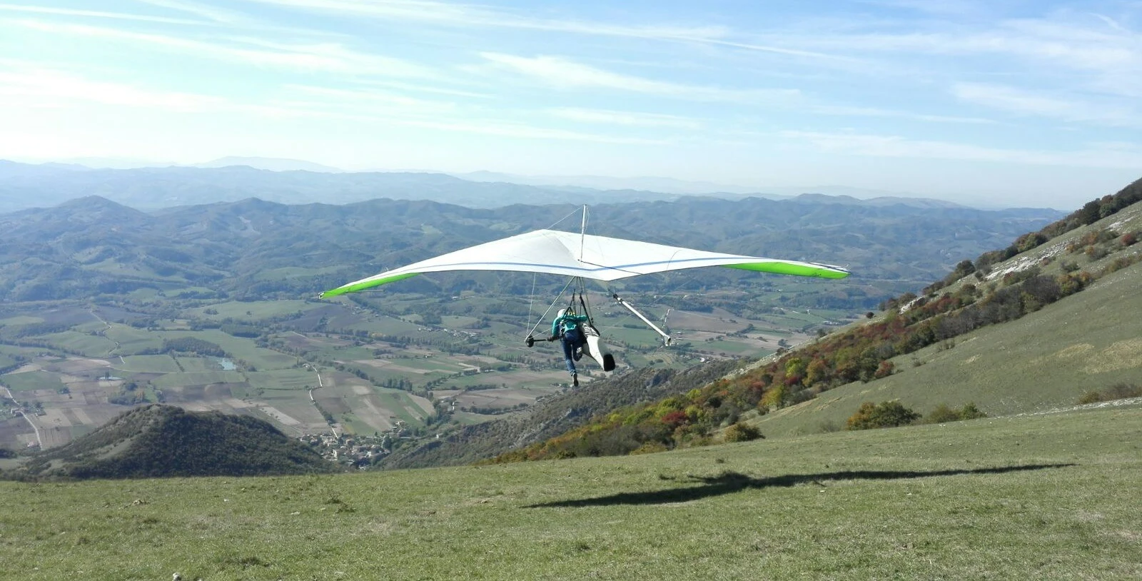 Volo in Deltaplano sul Monte Cucco in Umbria