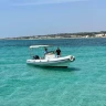 Noleggia un Gommone a Torre Vado in Salento